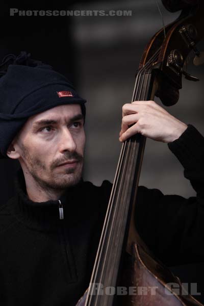 LOIC LANTOINE - 2006-04-02 - PARIS - Place de la Republique - 